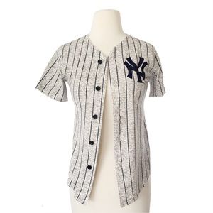 Yankees vintage button shirt jersey size kids M